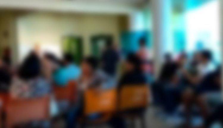 Enfermeira é agredida em posto de saúde após mulher se recusar a esperar por teste de covid