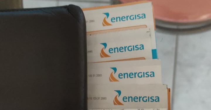 Energisa põe cliente no Serasa após 4 protestos em cartório e eleva a conta em R$ 540