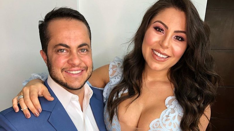 Esposa de Thammy responde se casou com ele por interesse: 'retorno financeiro'