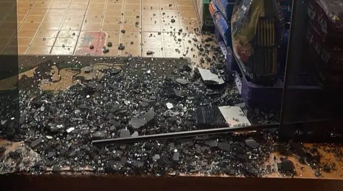 Na frente da esposa, homem sofre atentado e é ferido a tiros na fronteira