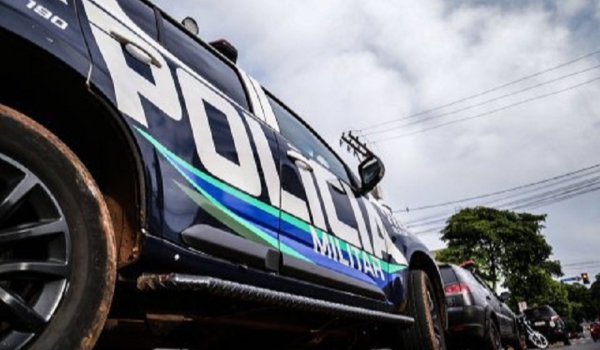 Crianças de 2 e 9 anos fogem de casa após pai ter surto e 'quebrar tudo' em Campo Grande