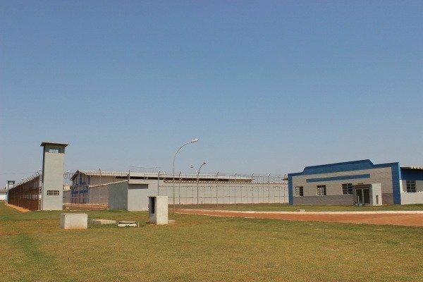 Justiça coloca 204 presos em liberdade