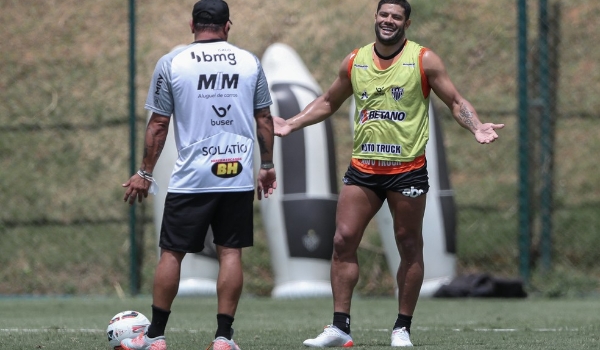 Turco Mohamed comanda primeira atividade com bola no Atlético-MG