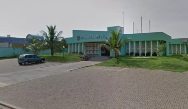 Idoso é preso com arma e munições depois de matar cachorro a facadas