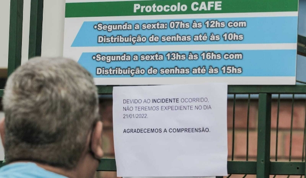 Suspensão de atendimento após incêndio na Casa da Saúde pega idosos de surpresa