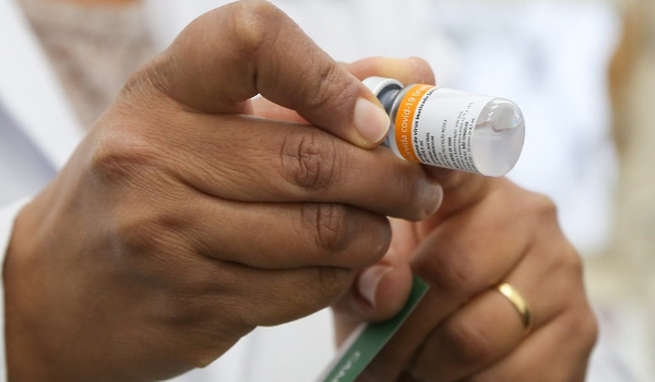 Butantan diz que Ministério da Saúde manifestou interesse por doses da CoronaVac e que acordo deve ser firmado nesta sexta