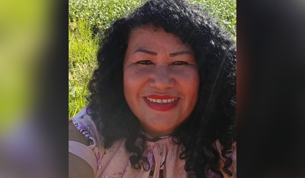 Enfermeira de 45 anos morre em acidente entre ambulância e caminhão