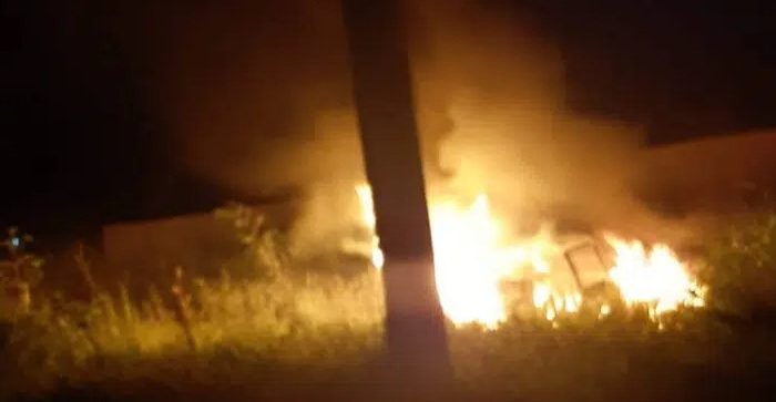 Carro é encontrado em chamas na fronteira de MS