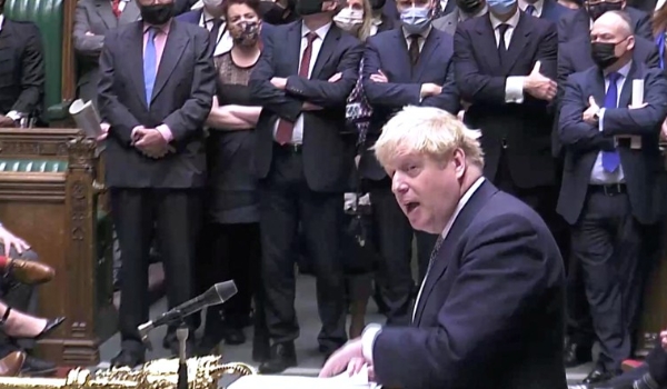 Boris Johnson diz que não vai renunciar por supostas festas durante lockdown
