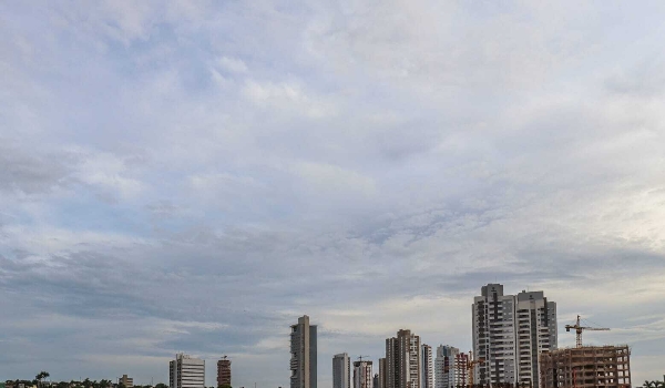 Frente fria chega ao Estado com chuva e máxima será de 33ºC