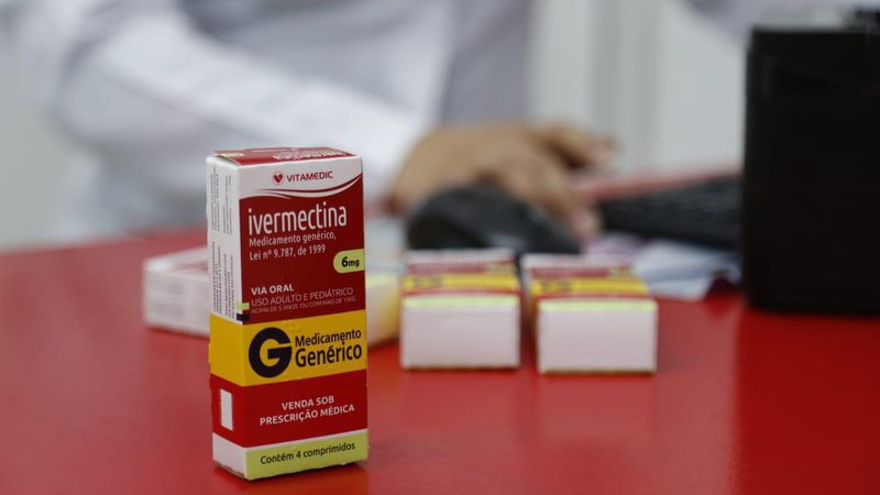 Com novo surto, busca por medicamentos do ‘kit covid’ aumenta em até 60% em Campo Grande