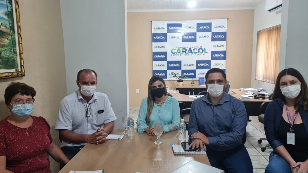 Prefeito Neco se reúne com SEBRAE para possível implantação do projeto Cidade Empreendedora