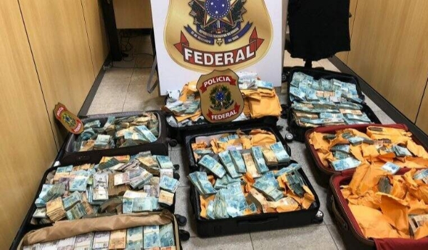 Advogada da Capital é alvo da PF em operação contra fraude em criptomoedas