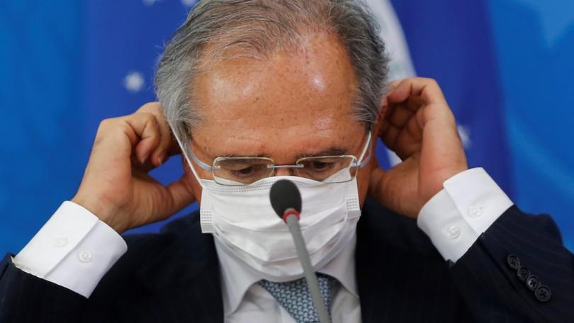 'Como cidadão, quero ficar em casa', diz Guedes