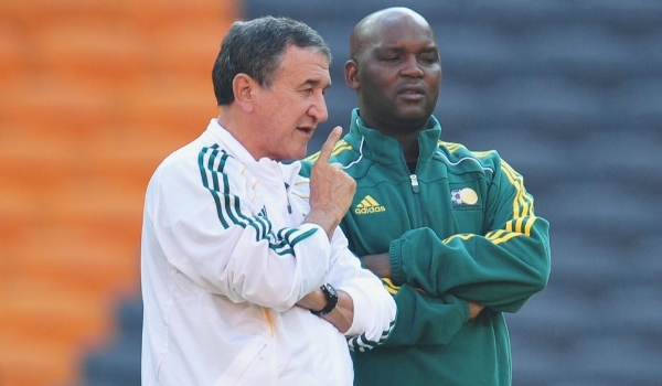 Conheça Pitso Mosimane, o discípulo de Parreira que desafia o Palmeiras outra vez no Mundial