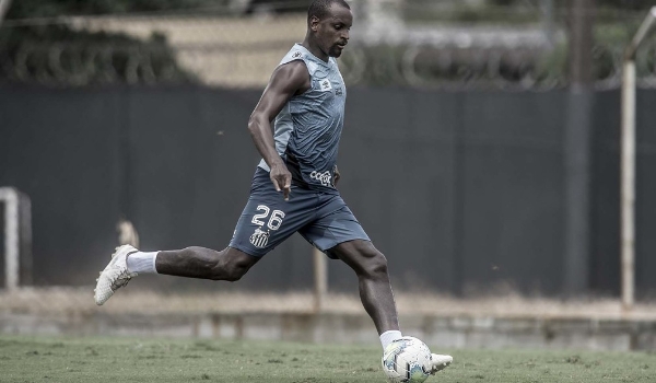 Santos faz acordo e encerra vínculo com Cleber Reis e Rodrigão
