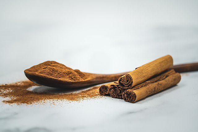 Canela pode auxiliar no controle do diabetes, aponta estudo brasileiro