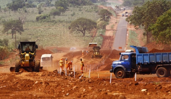 Pavimentação de 148 km de rodovias amplia eixos da Rota Bioceânica e beneficia sete municípios