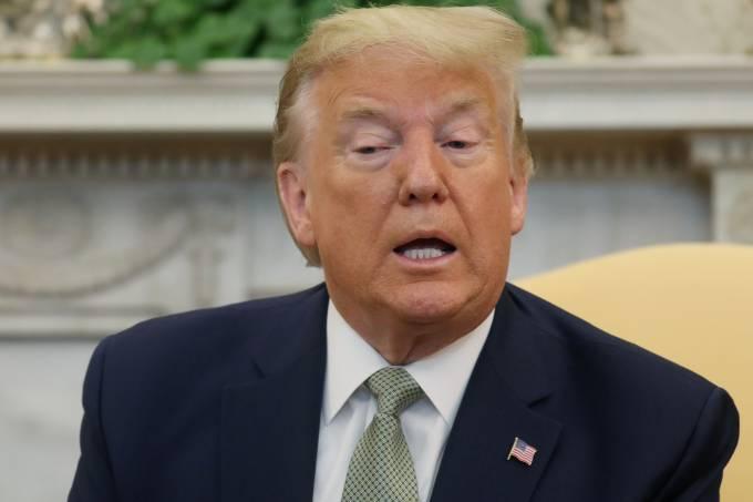 Coronavírus: Trump considera proibir viagens do Brasil