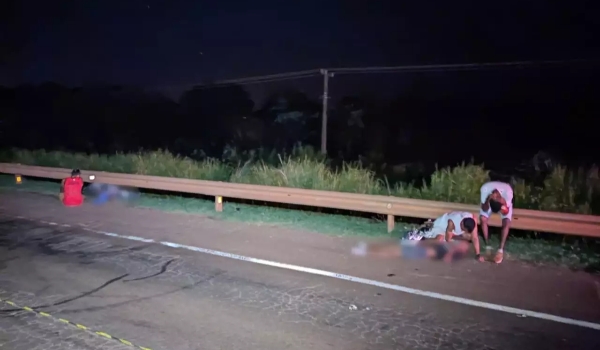 Adolescente de 13 anos e jovem morrem atropelados por caminhão na BR-163