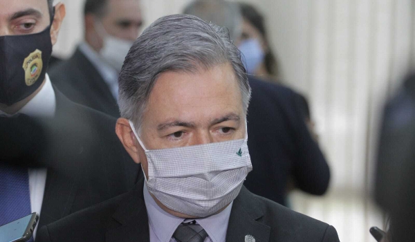 Perícia em câmera de artesã que teve carro parado à bala deve demorar 30 dias