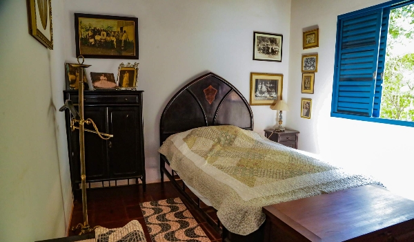 Fazenda de 81 anos tem quarto dos avós intacto e história “viva” de MS