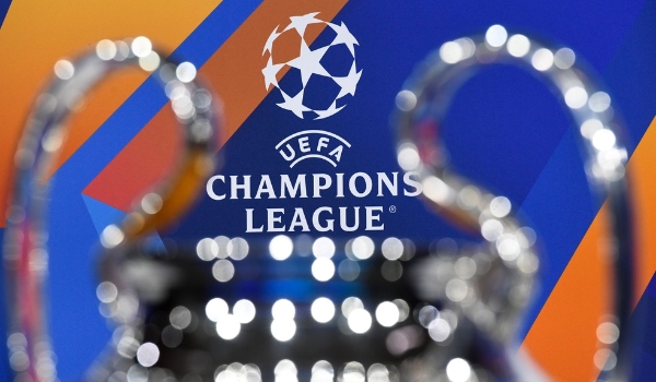 Uefa tira final da Champions de São Petersburgo, e Paris é a nova sede