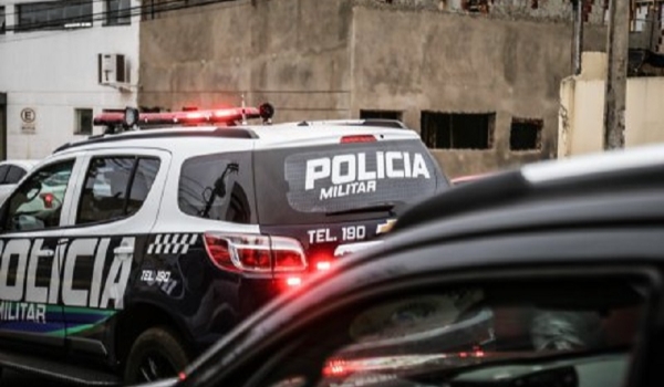 Mulher é esfaqueada no tórax após discutir com proprietária de bar no São Conrado