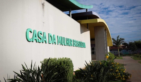 PM é preso por agredir ex, disparo em rua e fuga com filha de 1 ano