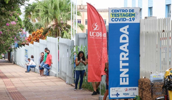 Casos têm queda pelo 7º dia consecutivo em MS, mas covid segue em alta