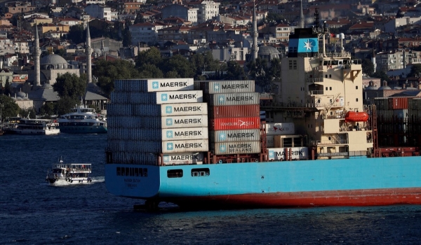 Maersk suspende transporte de contêineres à Rússia