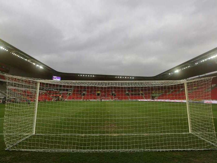 Futebol brasileiro tenta salvar 156 mil empregos na crise