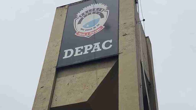 Sem pagamento de programa, mulher briga com cliente e casal acaba preso em cidade MS