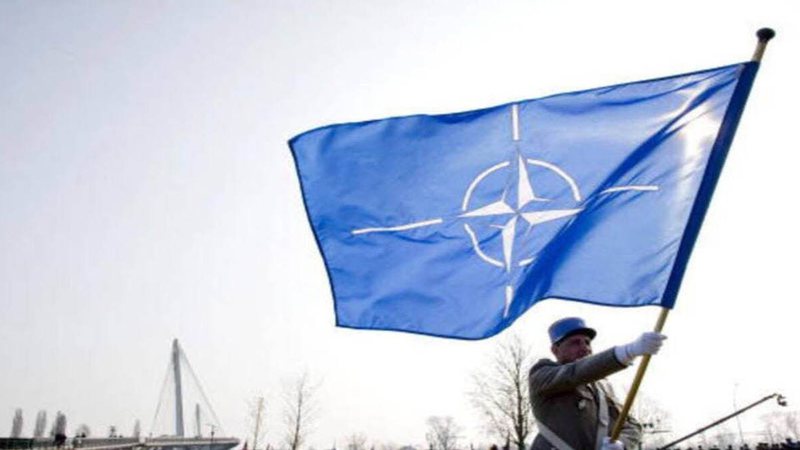 Presidente finlandês pede calma à população sobre ingresso na Otan