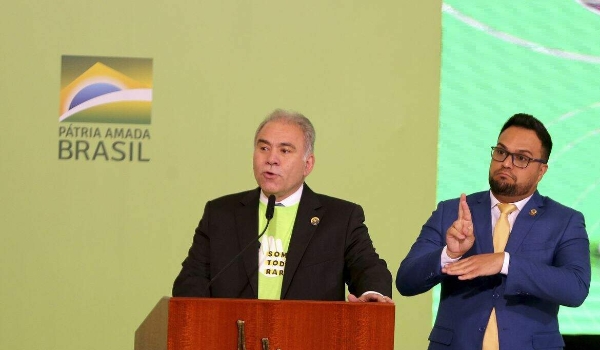 Governo federal lança caderneta do SUS para pessoas com doenças raras