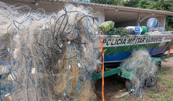 PMA apreende arsenal de pesca ilegal durante fiscalização no Rio Paraná