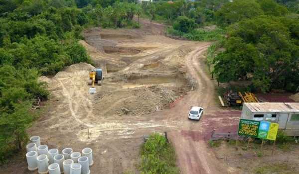 Implantação do acesso a Porto Esperança avança com o trevo na BR-262 e pontes de concreto