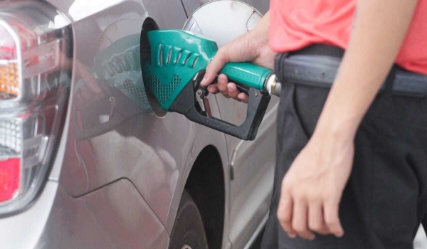 Combustíveis e gás de cozinha sobem nesta sexta