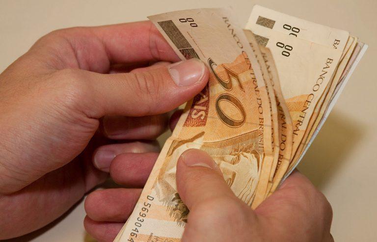 Governo libera saque de R$ 1.045 do FGTS