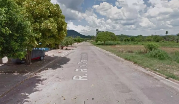 Homem é esfaqueado três vezes nas costas durante briga e morre na rua