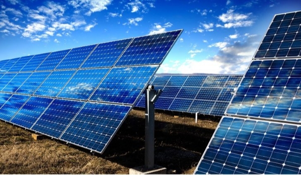 Com incentivo do Governo do Estado, geração de energia elétrica por meio de paineis solares é realidade presente nos 79 municípios