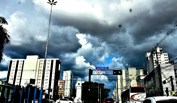 Sábado terá acumulados de chuva de até 50 mm e temperaturas agradáveis 