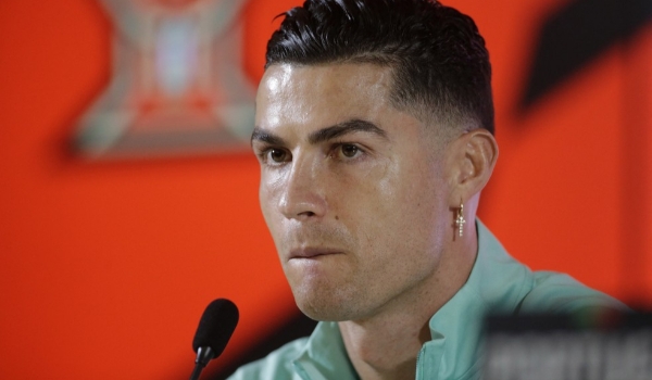 Cristiano Ronaldo se incomoda com perguntas sobre possível última Copa do Mundo: 