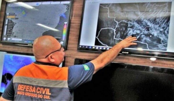 Defesa Civil emite alerta para chance de granizo em 17 cidades de MS