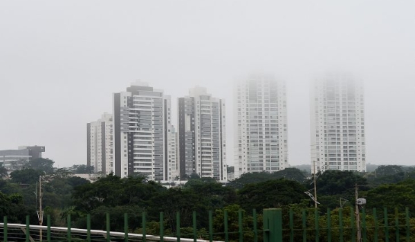 Abril começa chuvoso e frio em MS; temperaturas voltam a subir no sábado a tarde
