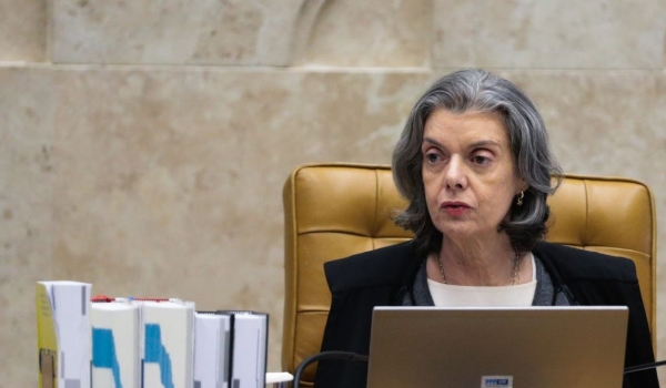 Cármen reconhece inércia do Governo em combater a ‘ecocriminalidade’ na Amazônia