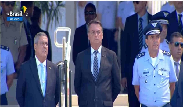 Presidente participa de solenidade de graduação de sargentos da FAB