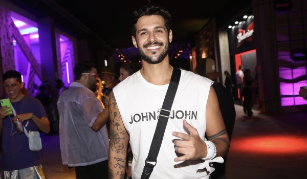 Família diz que ex-BBB Rodrigo Mussi 'reage bem' após cirurgia e agradece manifestações de apoio