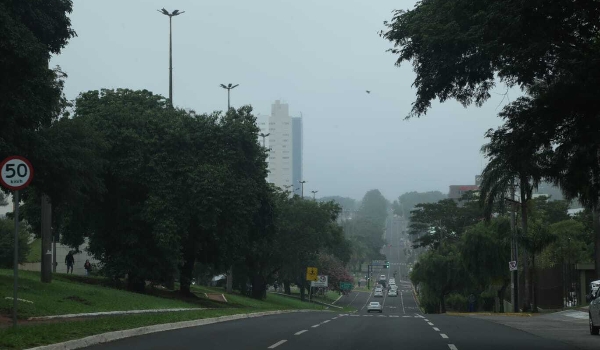 Sábado amanhece com garoa fina, mas temperaturas voltam a subir em MS