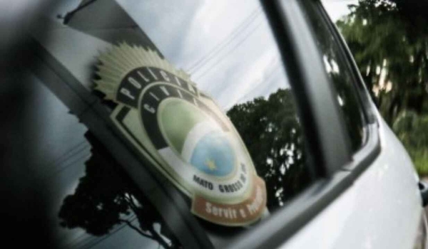 Ao tentar furtar garrafas de whisk, ladrão é torturado e obrigado a ‘desfilar’ em rua de Campo Grande